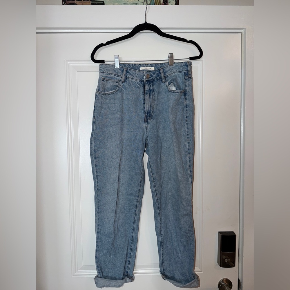 PacSun Light Wash High-Rise Mom Jeans - Size 29